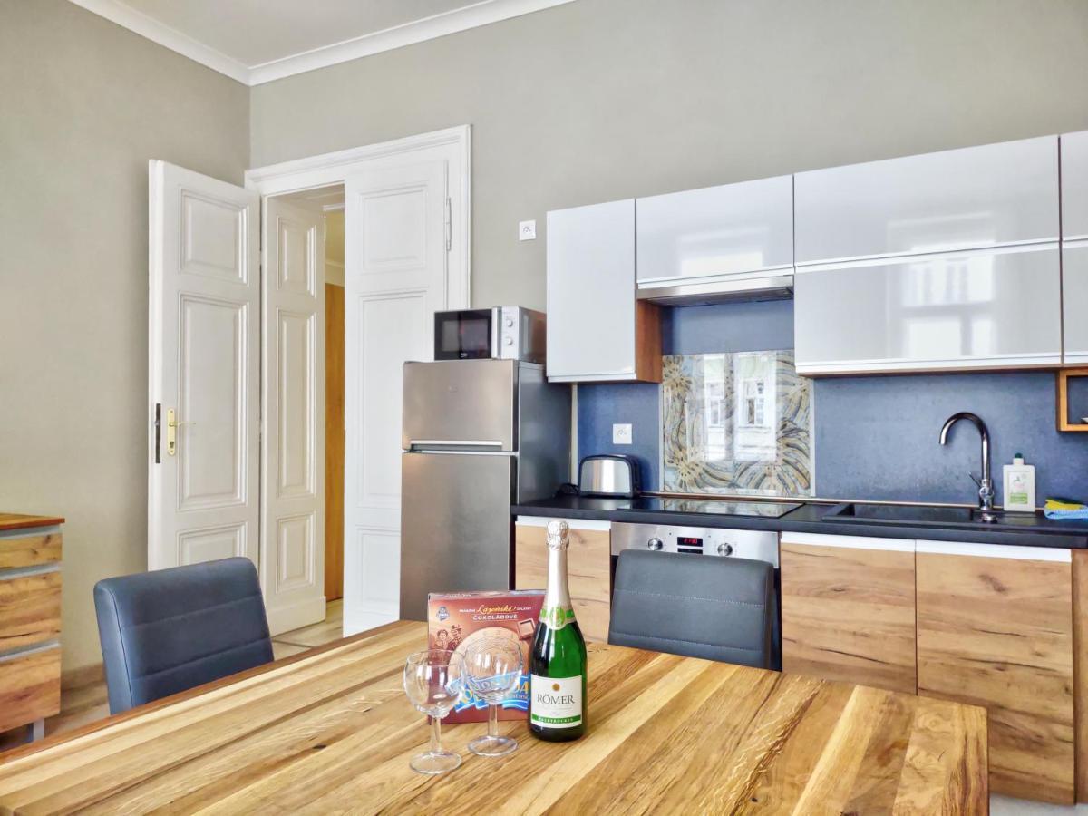 Karlsbad Family Apartment Exteriér fotografie